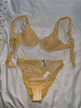 Dippin' Daisy's Yellow Floral Underwire Bikini